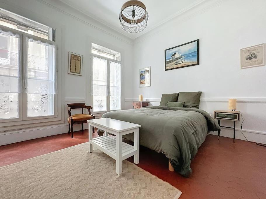 Nouveau - Appartement 100M2 Avec Terrasse A 1 Min De La Place De La Comedie Montpellier Exterior foto