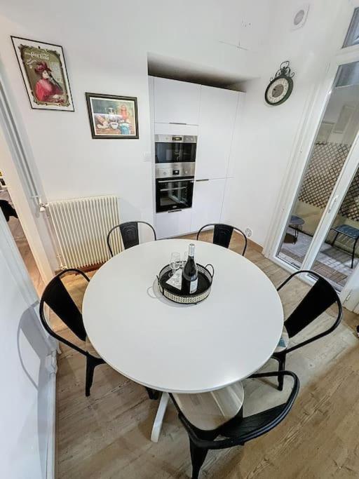 Nouveau - Appartement 100M2 Avec Terrasse A 1 Min De La Place De La Comedie Montpellier Exterior foto