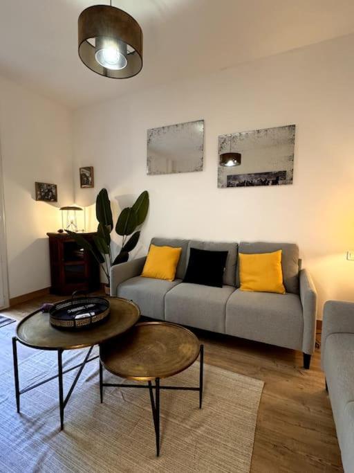Nouveau - Appartement 100M2 Avec Terrasse A 1 Min De La Place De La Comedie Montpellier Exterior foto